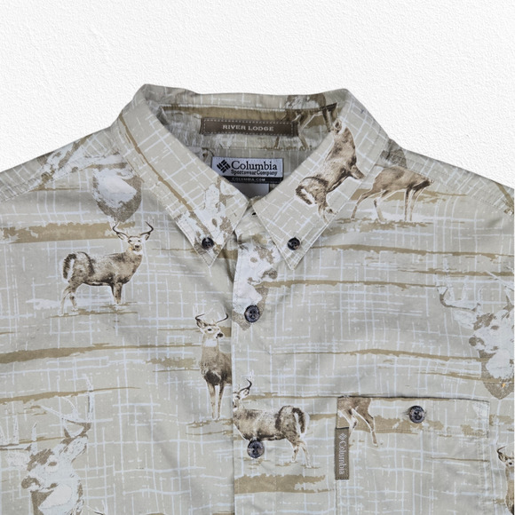 Columbia Khaki Tan Whitetail Deer Button Down River Lodge Shirt Size Medium - Picture 2 of 9